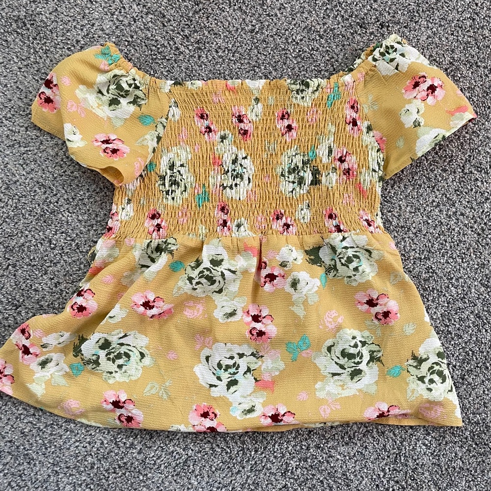 Women’s Floral Top
